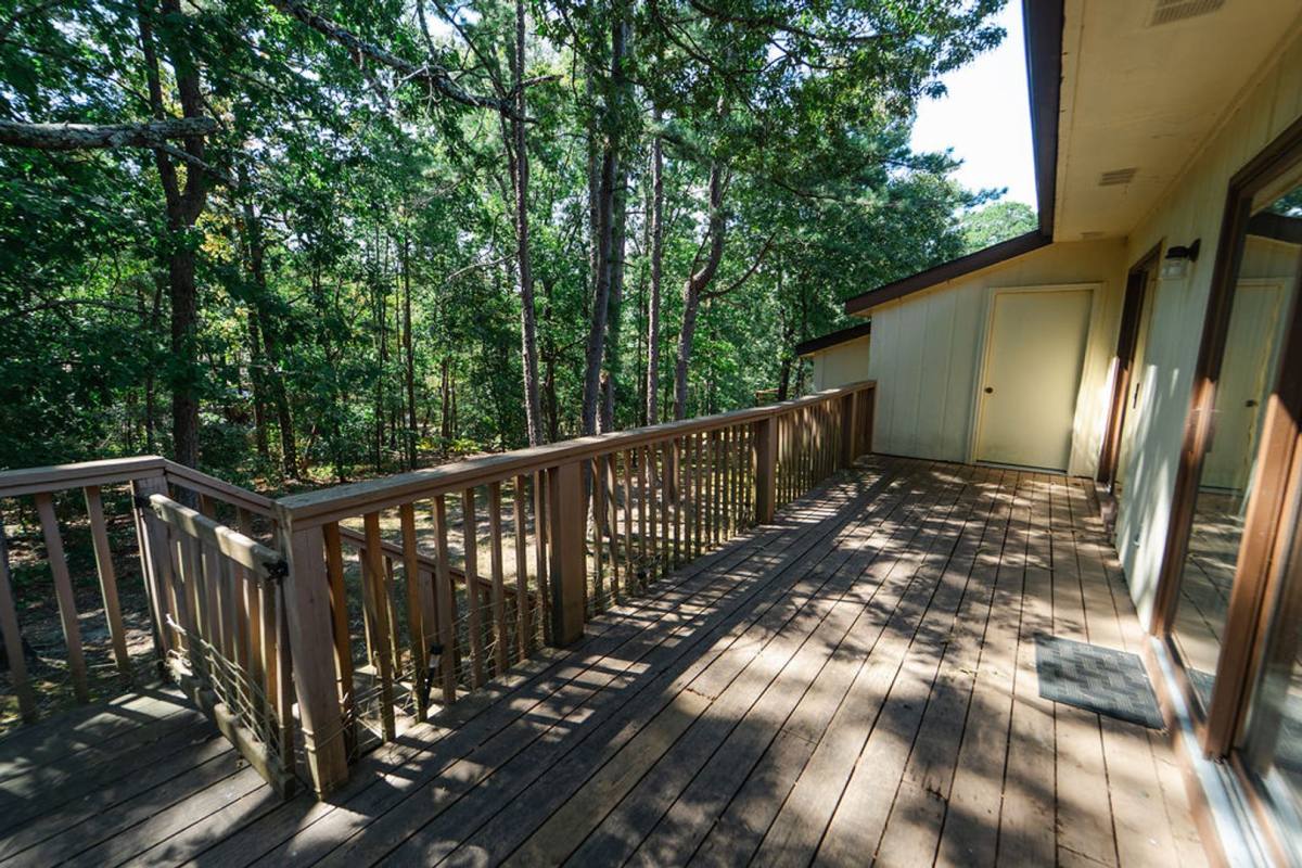 Townhouse for rent at 16 Lindsay Lane, Hot Springs Village, AR 71909