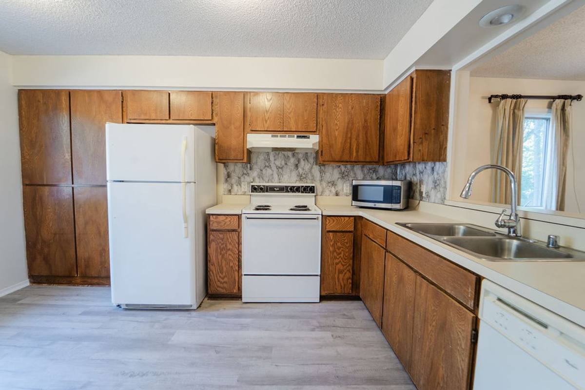Townhouse for rent at 16 Lindsay Lane, Hot Springs Village, AR 71909