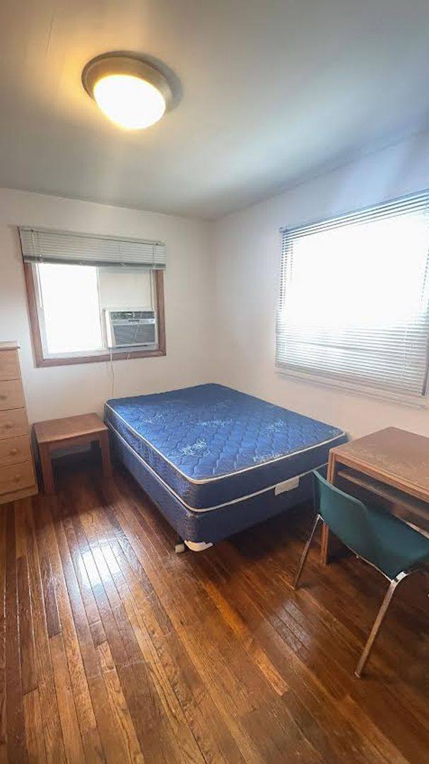 Apartment for rent at 907 S Second St, Champaign, IL 61820