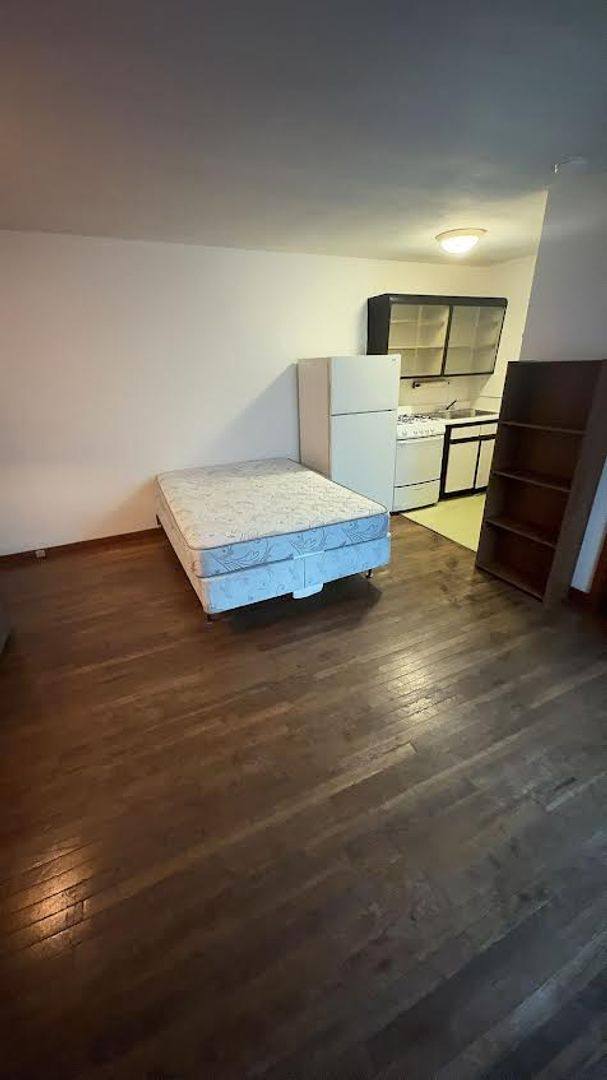 Apartment for rent at 907 S Second St, Champaign, IL 61820