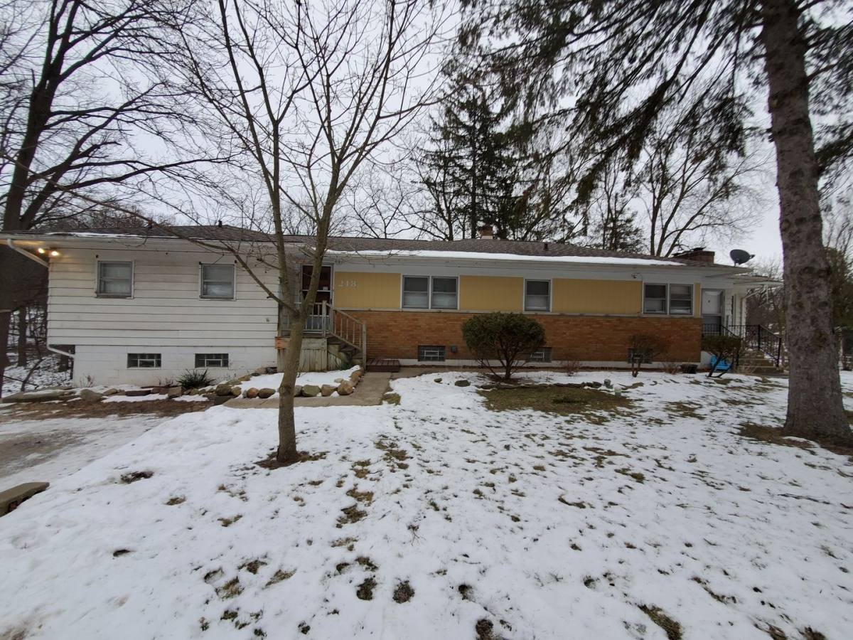 Apartment for rent at 218 N 26th St, Kalamazoo, MI 49048