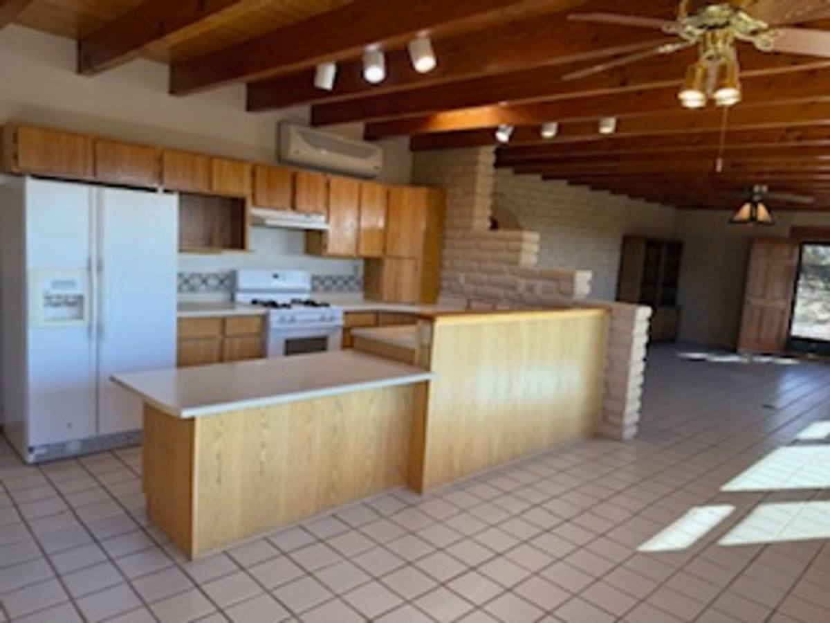 House for rent at 5 Oriente Court, Santa Fe, NM 87508