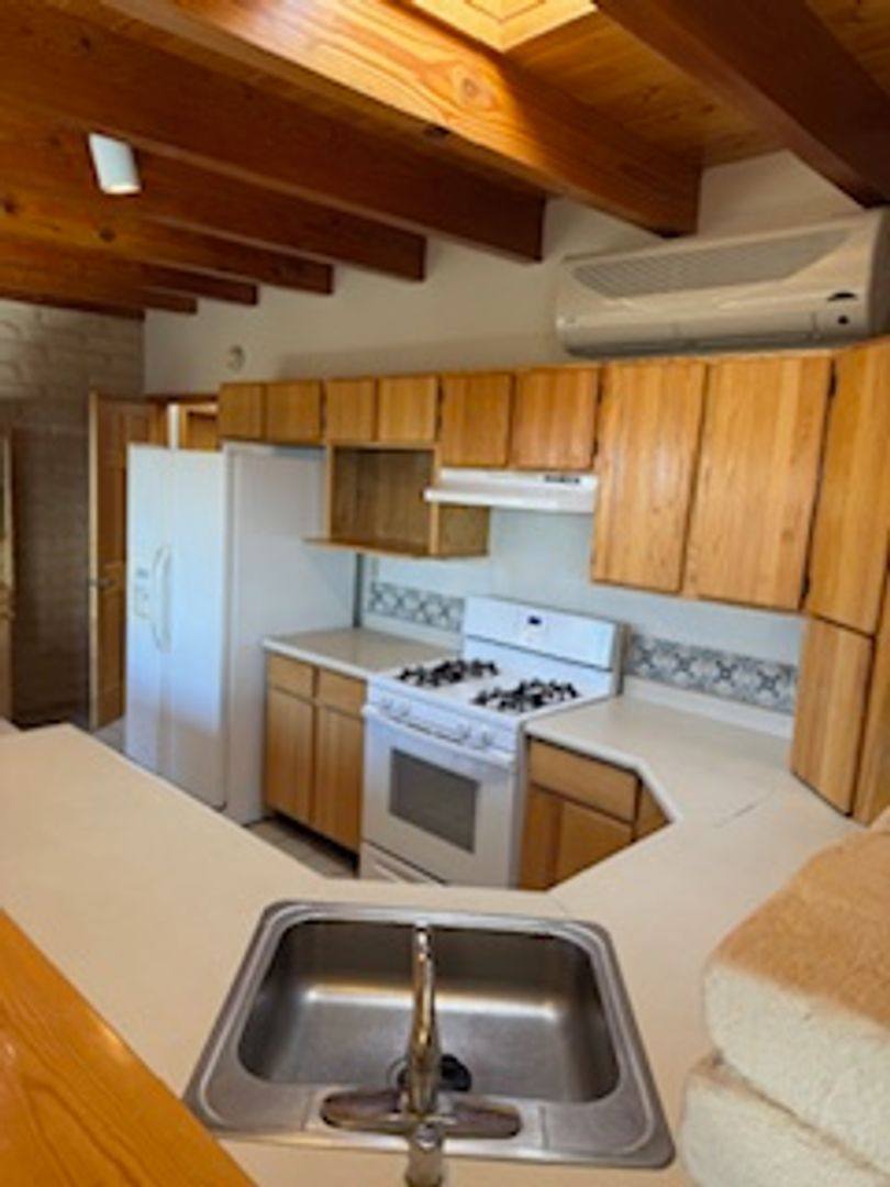 House for rent at 5 Oriente Court, Santa Fe, NM 87508