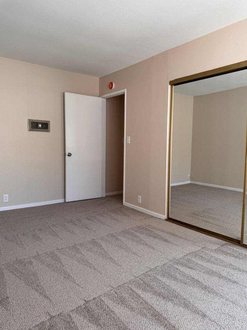 Apartment for rent at 5360 Adobe Falls Rd, San Diego, CA 92120