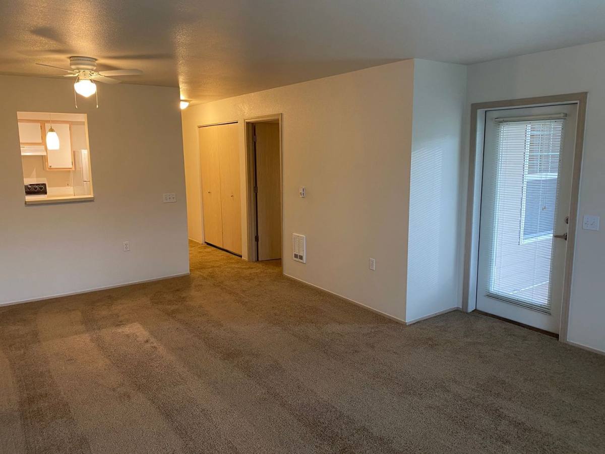 Apartment for rent at 3320 Jackson St SE, Albany, OR 97322