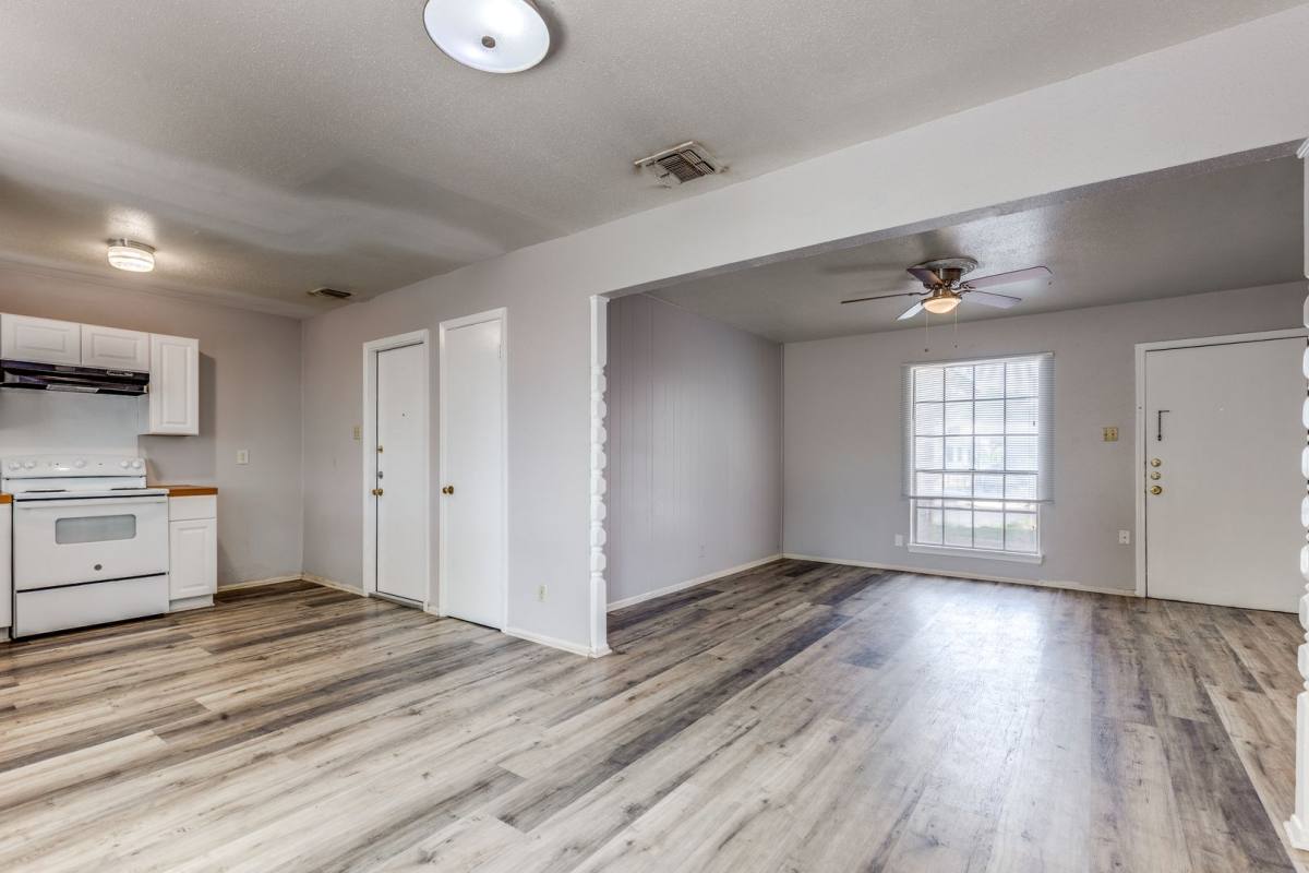 House for rent at 827 Spring Park Dr, San Antonio, TX 78227