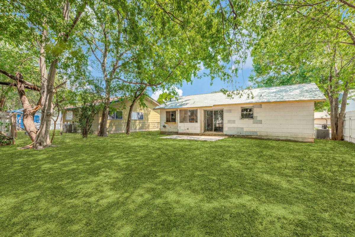 House for rent at 827 Spring Park Dr, San Antonio, TX 78227