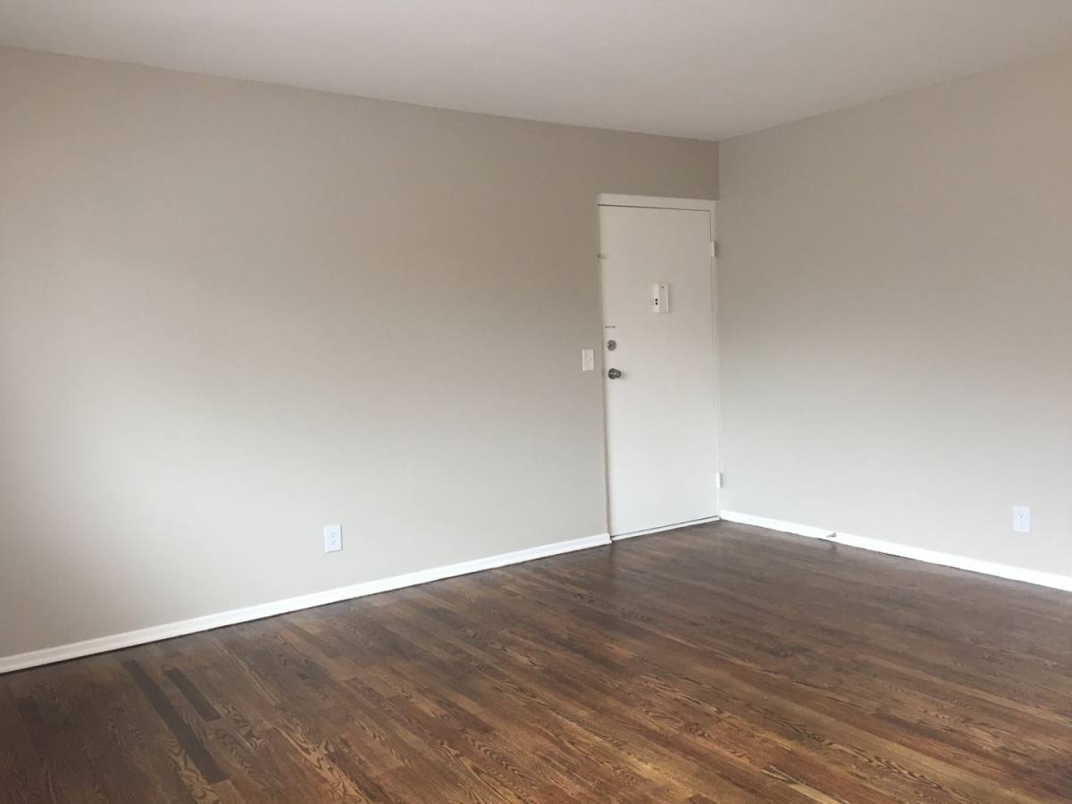 Apartment for rent at 8759 Reading Rd, Cincinnati, OH 45215