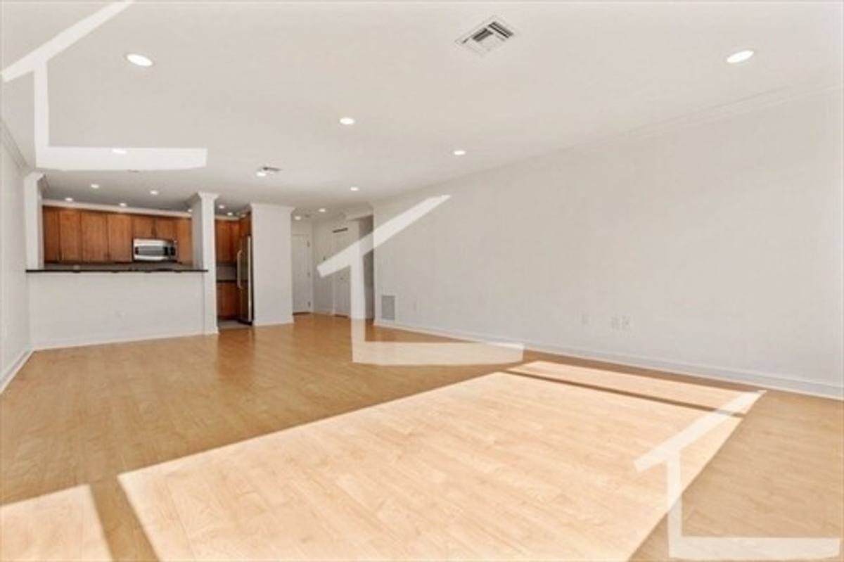 Condo for rent at 179 Oak St #L6, Newton Upper Falls, MA 02464