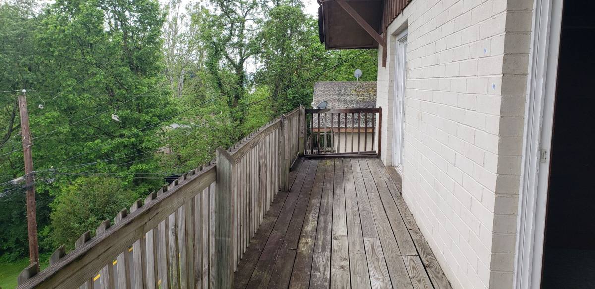 Apartment for rent at 86 Mason St, Morgantown, WV 26505
