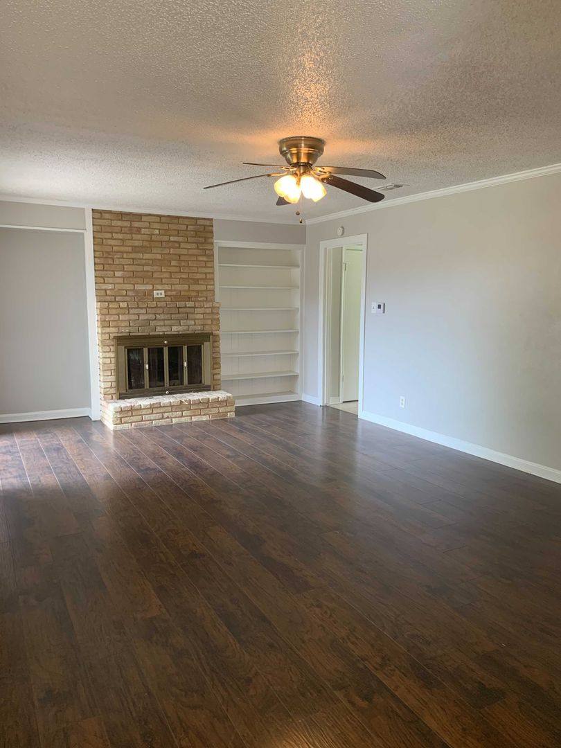 House for rent at 901 Downing St, Forney, TX 75126