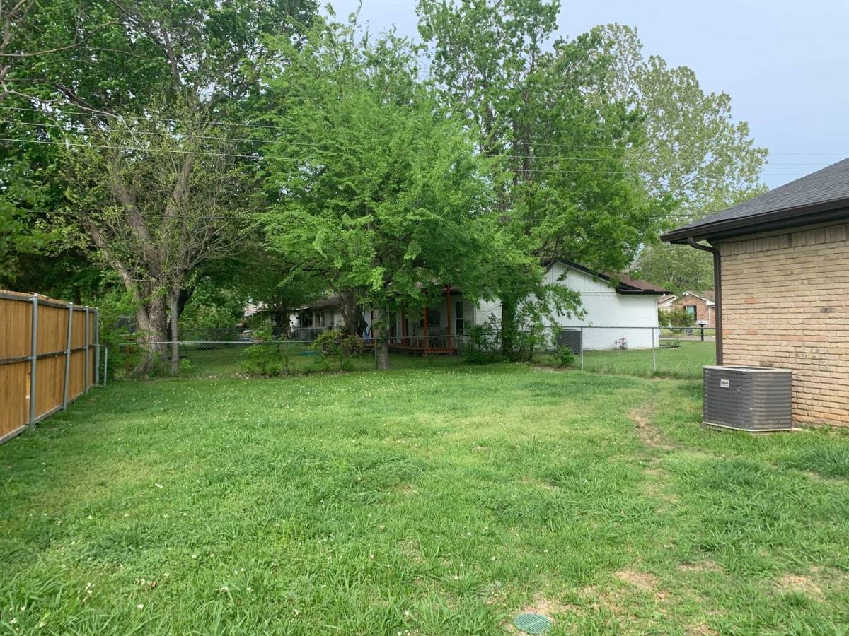 House for rent at 901 Downing St, Forney, TX 75126