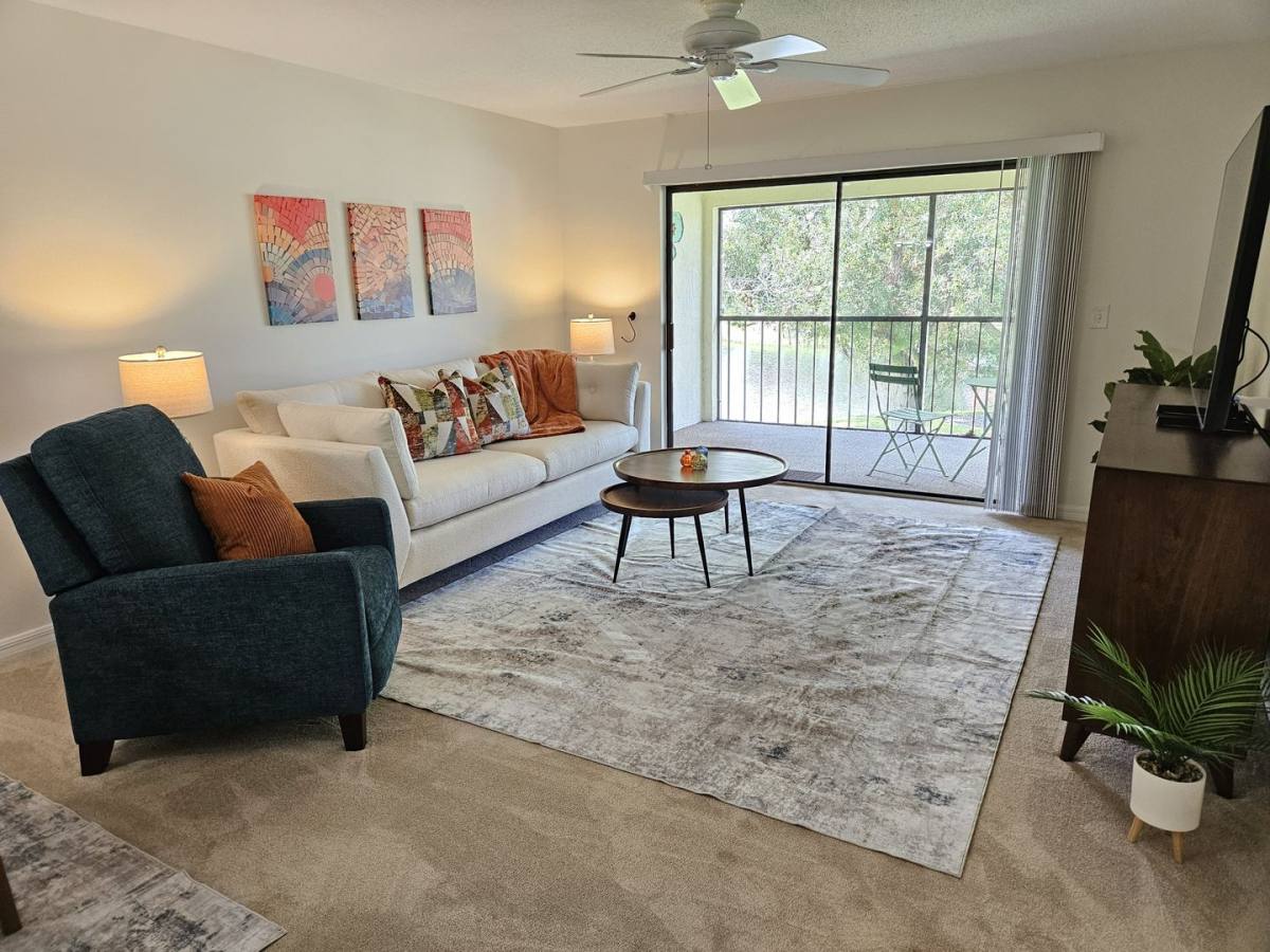 Condo for rent at 764 Avenida Estancia, Venice, FL 34292