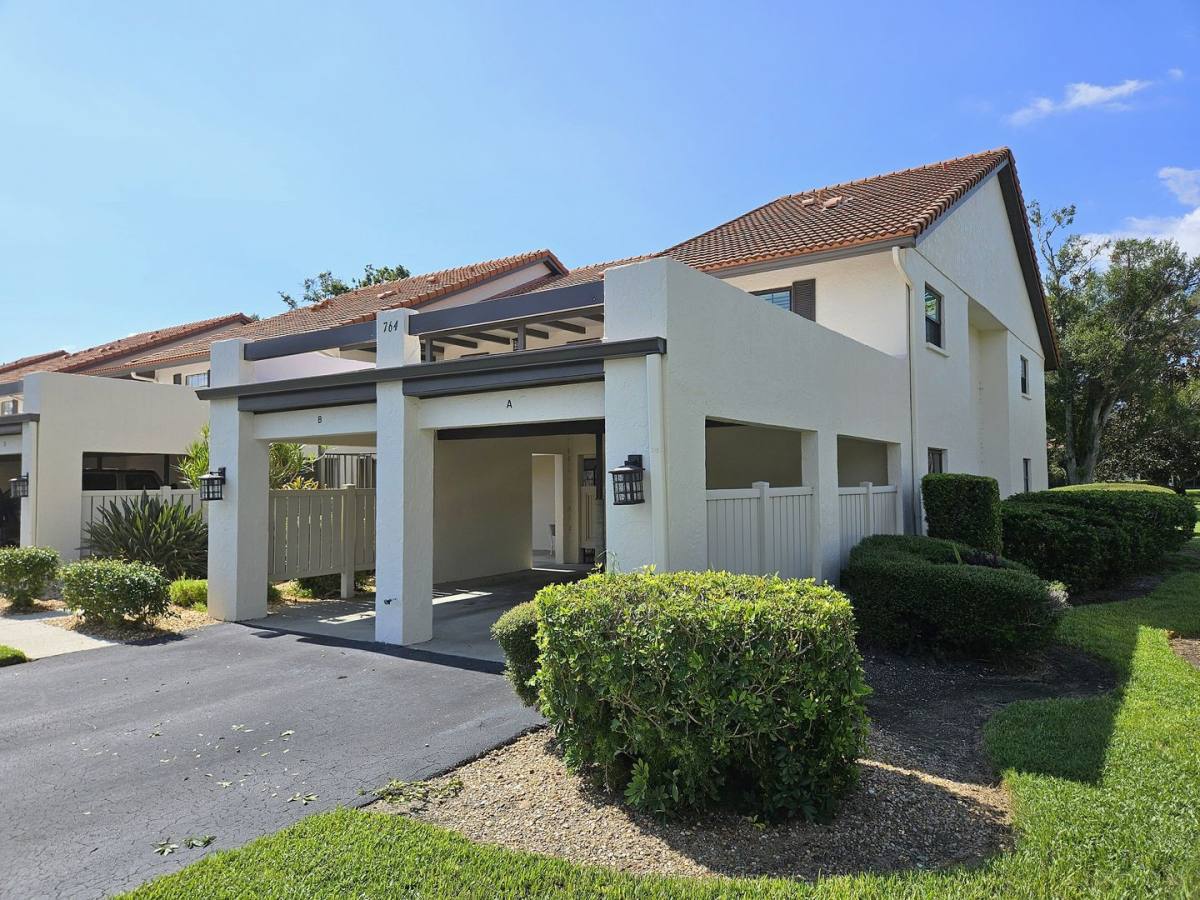 Condo for rent at 764 Avenida Estancia, Venice, FL 34292