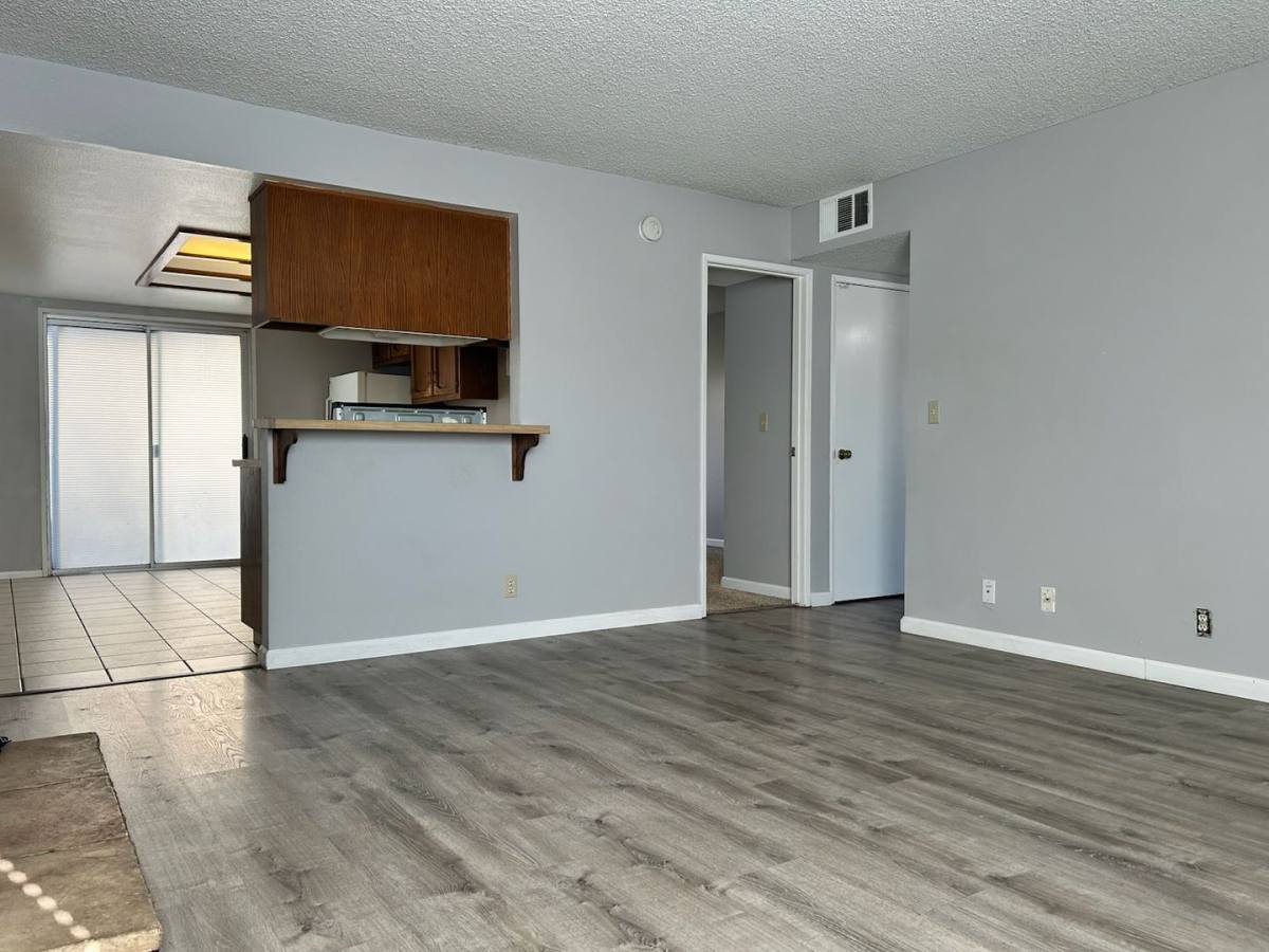 Apartment for rent at 933 W Atkins Ave, Ridgecrest, CA 93555