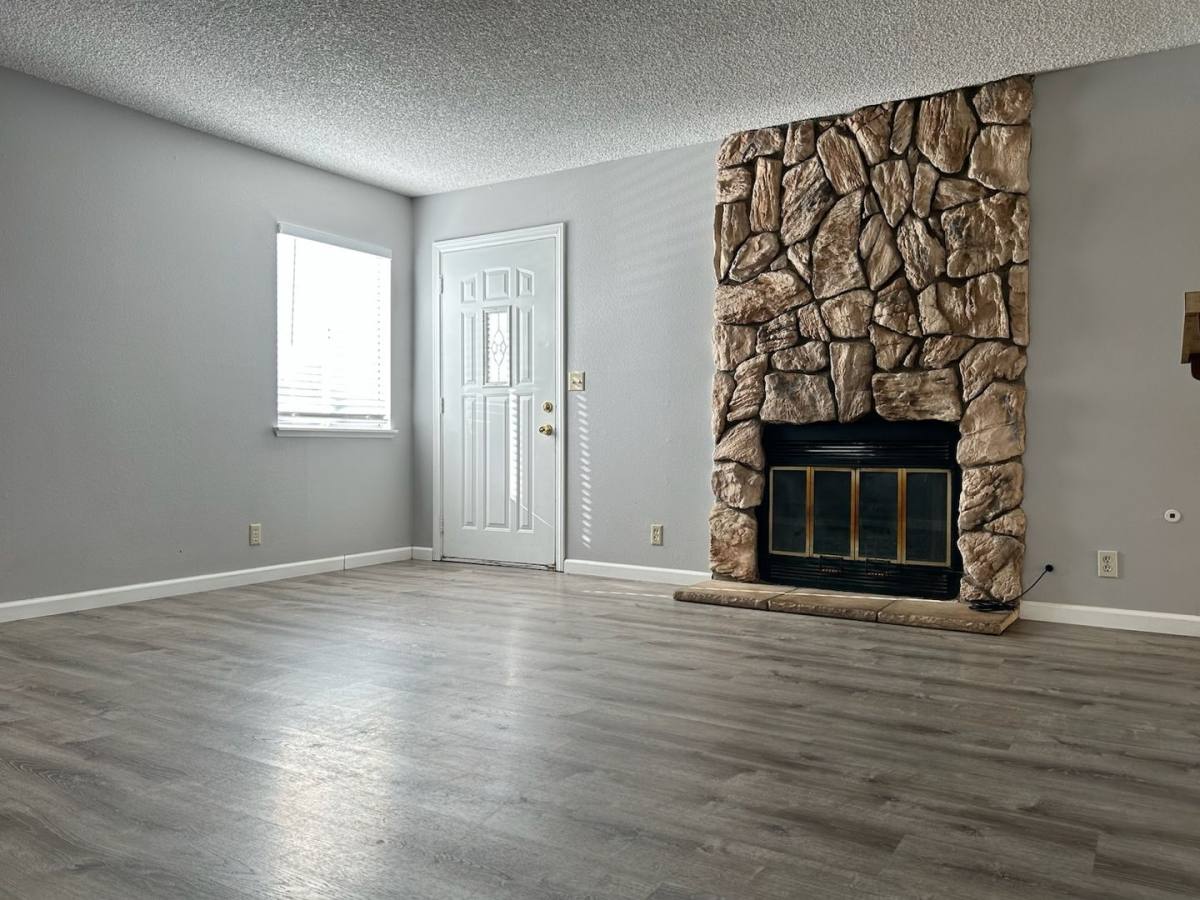 Apartment for rent at 933 W Atkins Ave, Ridgecrest, CA 93555