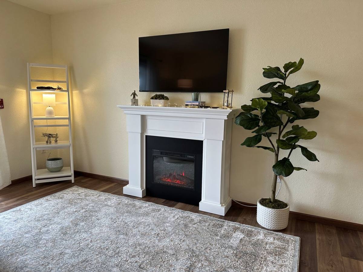 Apartment for rent at 2531 - 2557 W Waukau Ave, Oshkosh, WI 54904