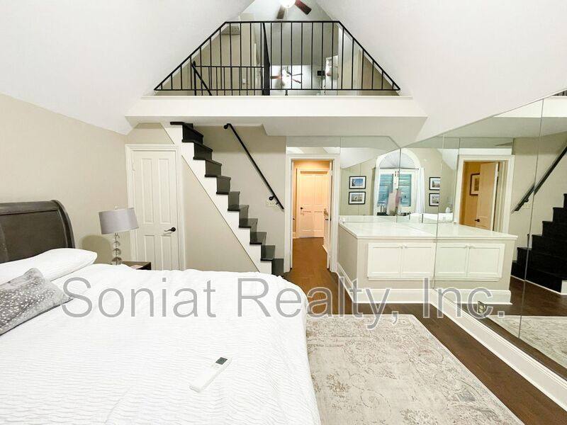 Apartment for rent at 936 Conti St #11, New Orleans, LA 70112