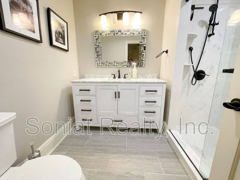 Apartment for rent at 936 Conti St #11, New Orleans, LA 70112
