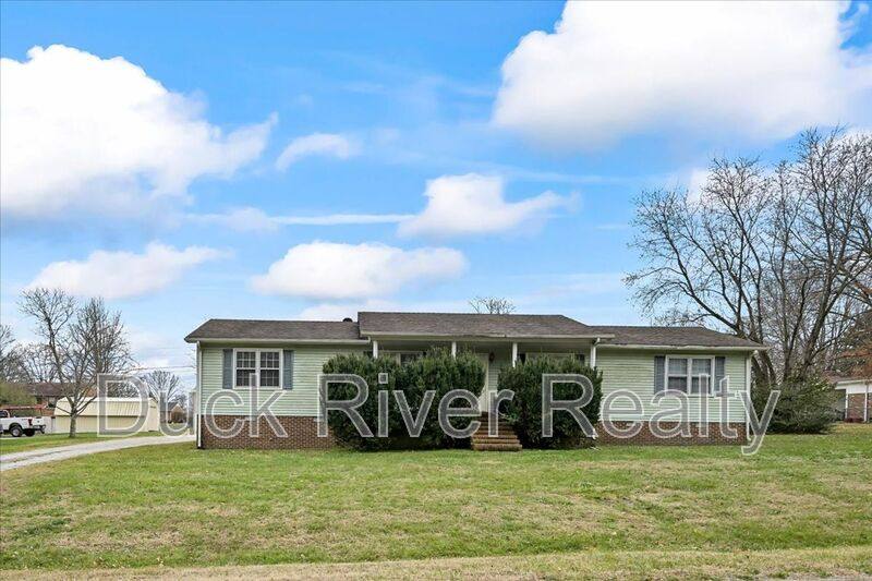 Apartment for rent at 525 Woods Dr #A, Columbia, TN 38401