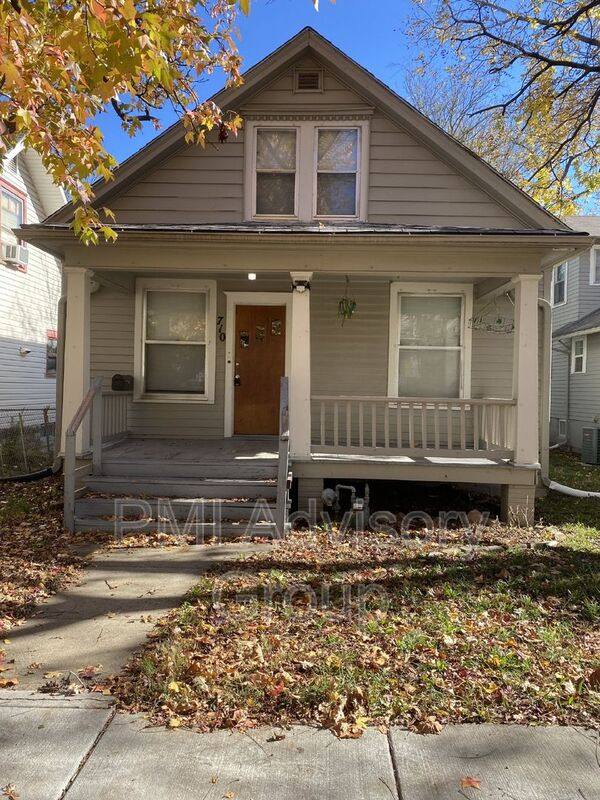 House for rent at 710 SW Jewell Ave, Topeka, KS 66606