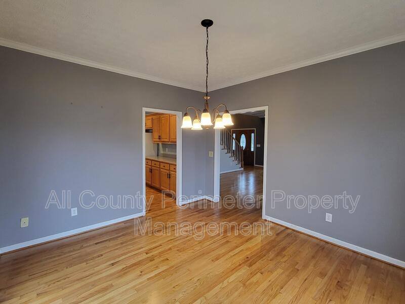 House for rent at 653 Glenn Gee Rd, Pendergrass, GA 30567