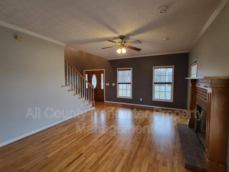 House for rent at 653 Glenn Gee Rd, Pendergrass, GA 30567