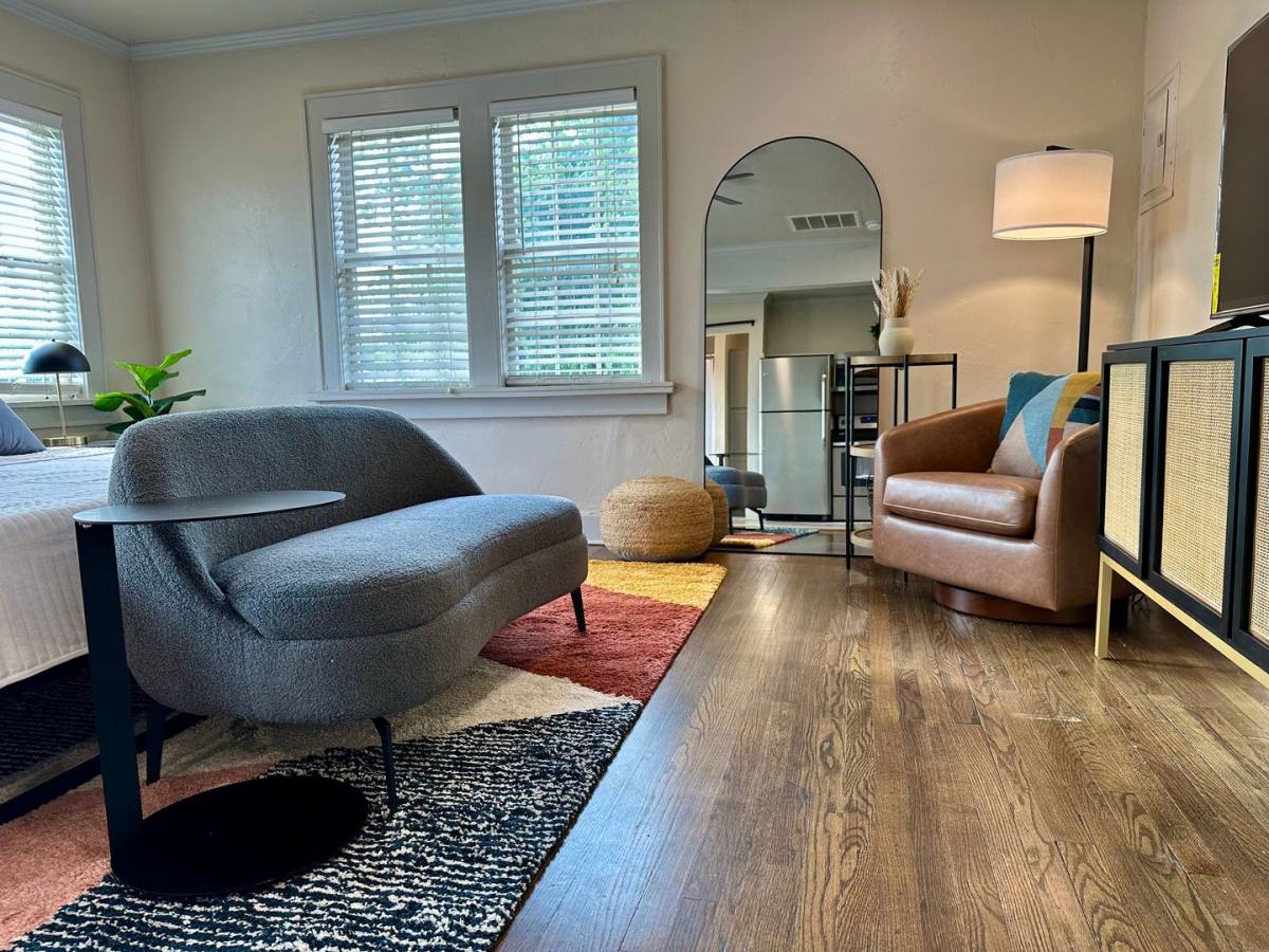 Apartment for rent at 441 NW 28th St, Oklahoma City, OK 73103