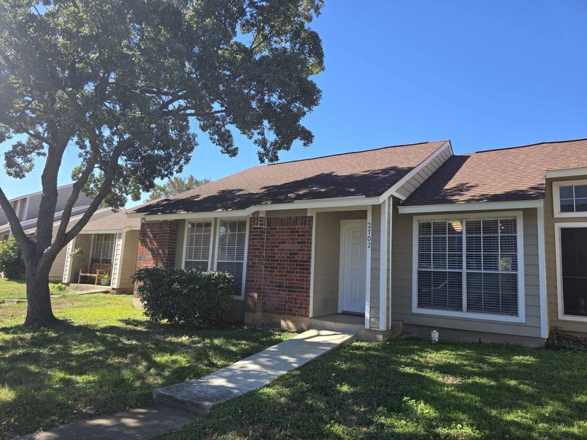 Condo for rent at 9140 Timber Path, San Antonio, TX 78250