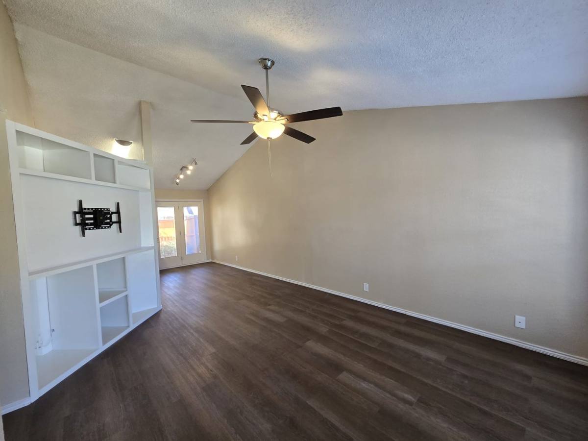 Condo for rent at 9140 Timber Path, San Antonio, TX 78250