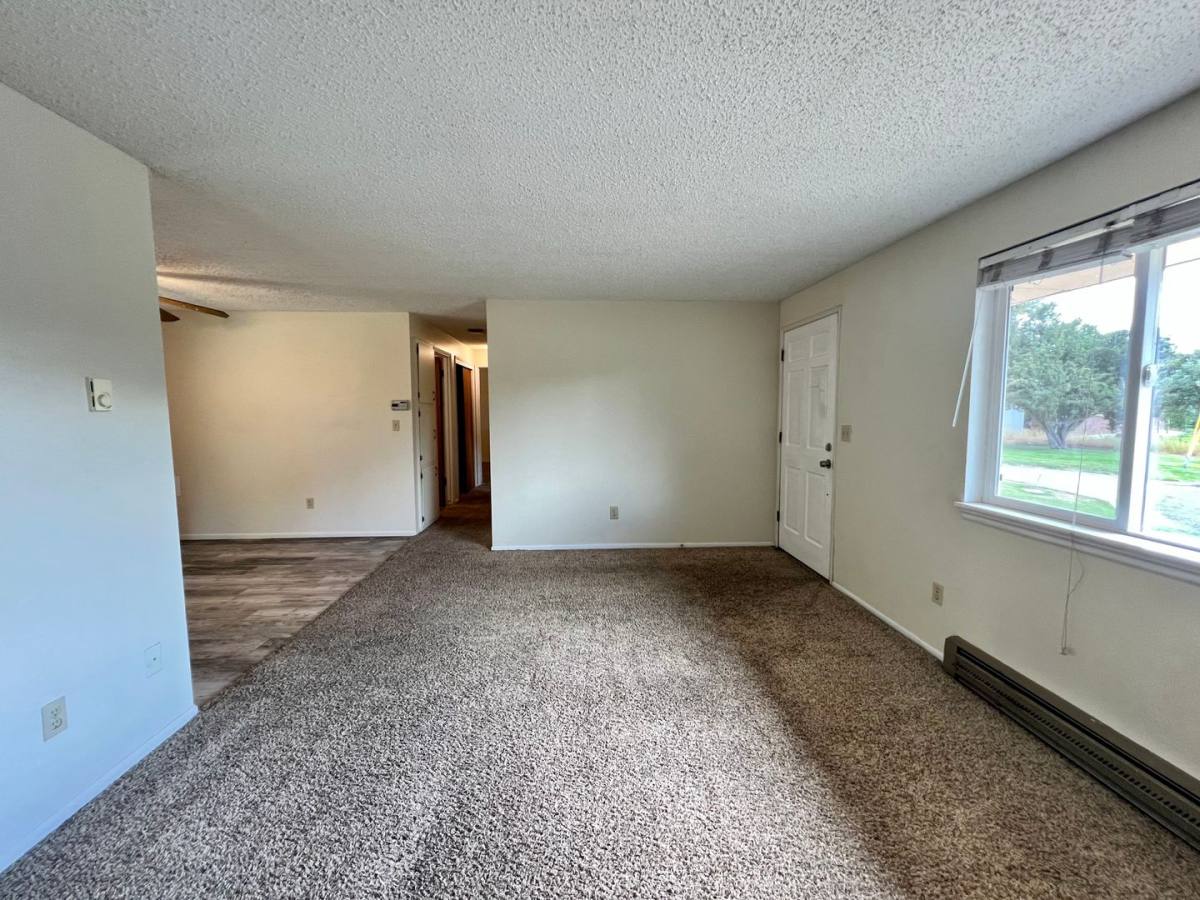 House for rent at 1707 College Place, Ellensburg, WA 98926