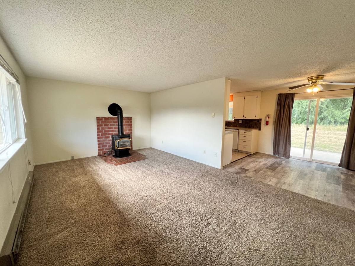 House for rent at 1707 College Place, Ellensburg, WA 98926