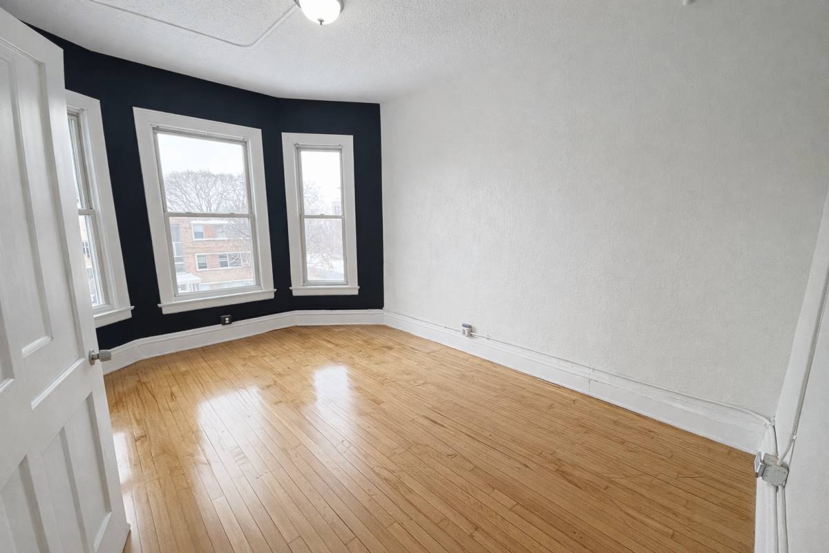 Apartment for rent at 806 4th St SE, Minneapolis, MN 55414