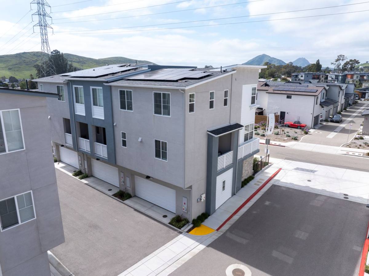 Apartment for rent at 1220 Sponza Dr, San Luis Obispo, CA 93401