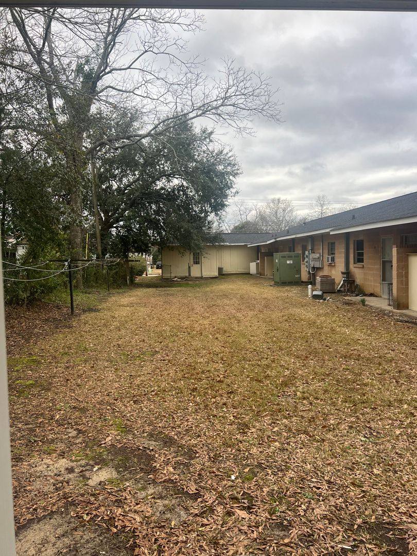 Apartment for rent at 321 Geneva Highway, Enterprise, AL 36330
