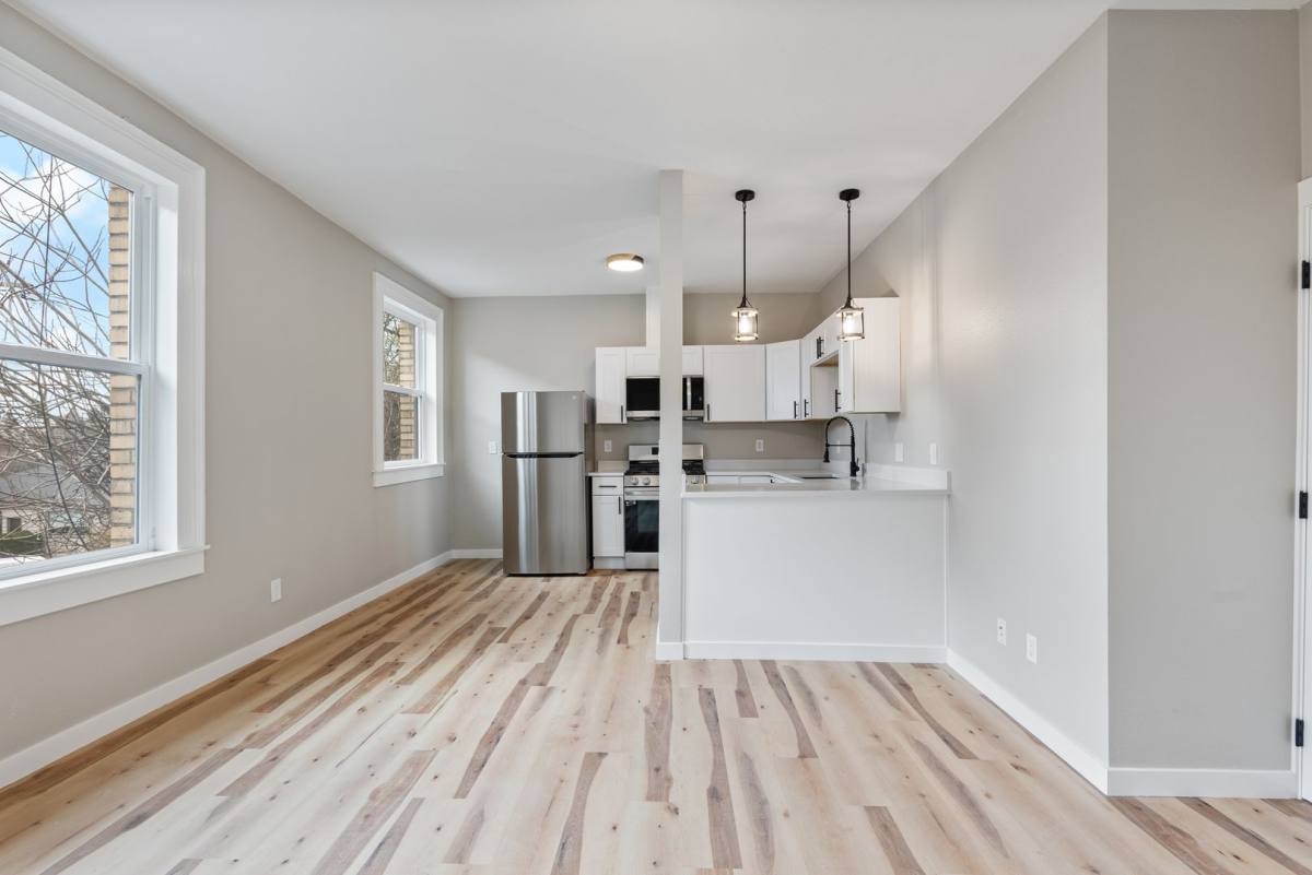 Apartment for rent at 3433-3451 SE Belmont St, Portland, OR 97214