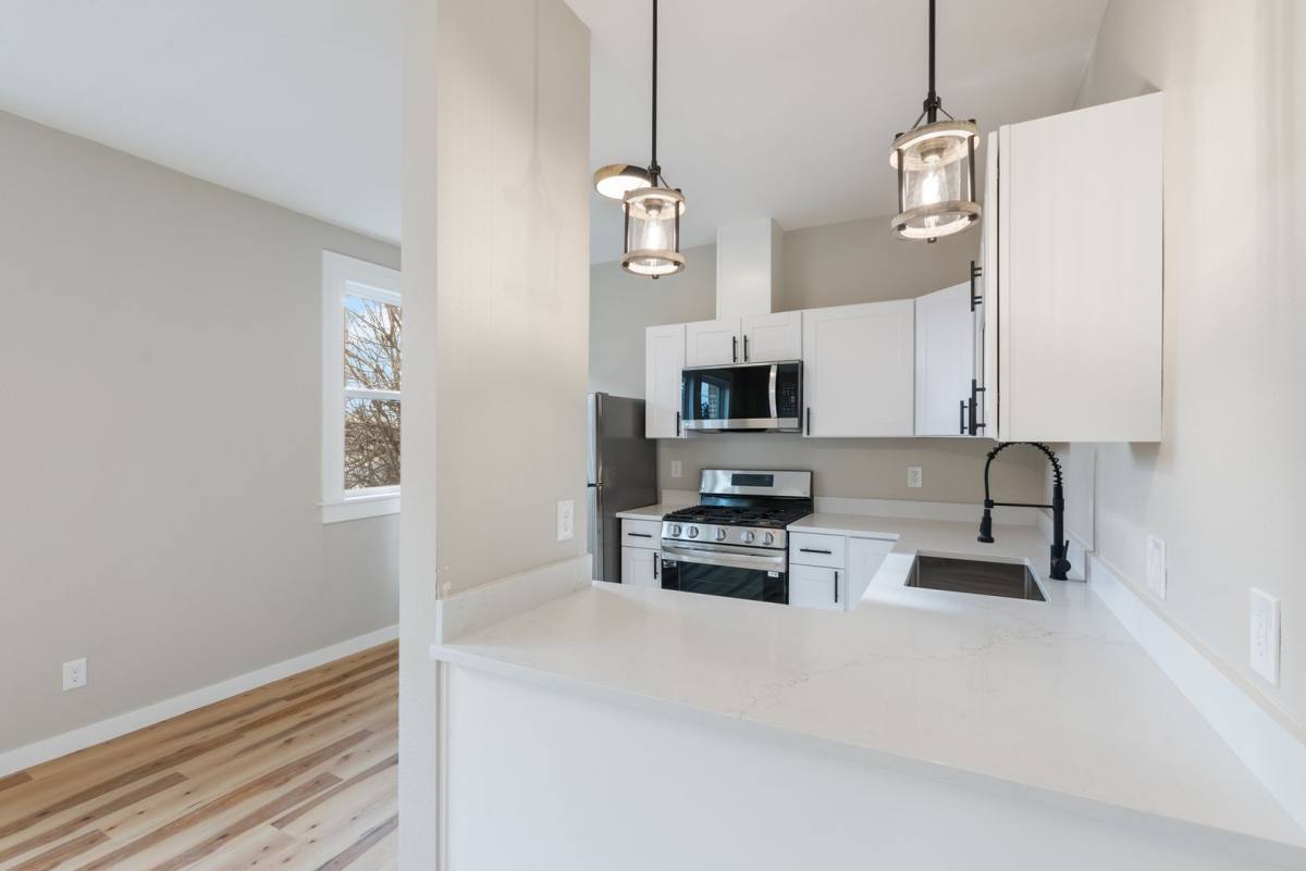 Apartment for rent at 3433-3451 SE Belmont St, Portland, OR 97214
