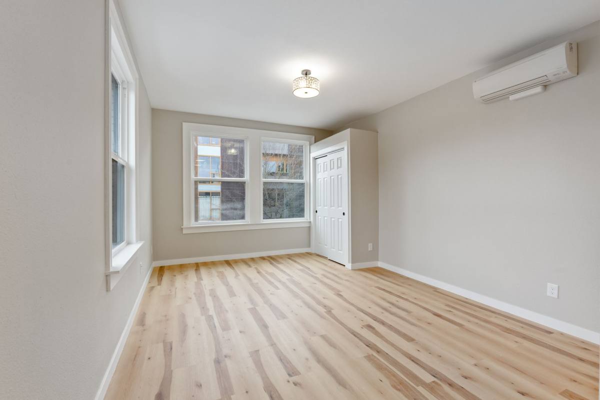 Apartment for rent at 3433-3451 SE Belmont St, Portland, OR 97214