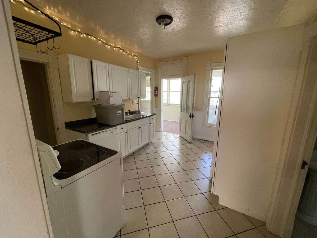 Townhouse for rent at 1229 12th St, Greeley, CO 80631