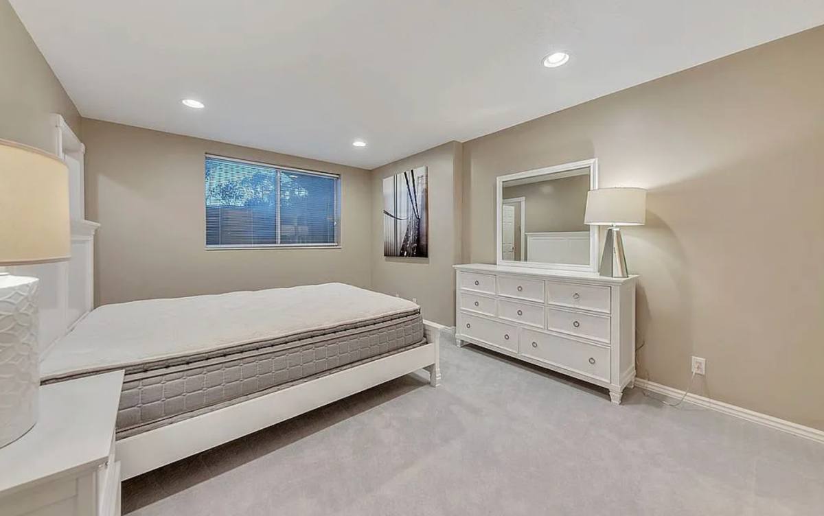 House for rent at 825 E Capitol Blvd, Salt Lake City, UT 84103