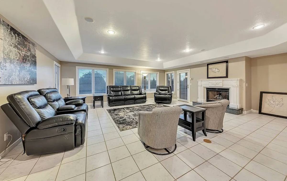 House for rent at 825 E Capitol Blvd, Salt Lake City, UT 84103