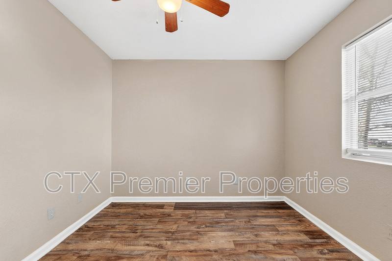Apartment for rent at 905 Parmer Ave #A, Killeen, TX 76541