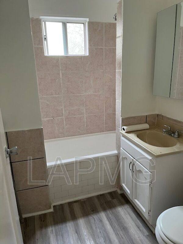 Apartment for rent at 1614 N Kenmore Ave #9, Los Angeles, CA 90027