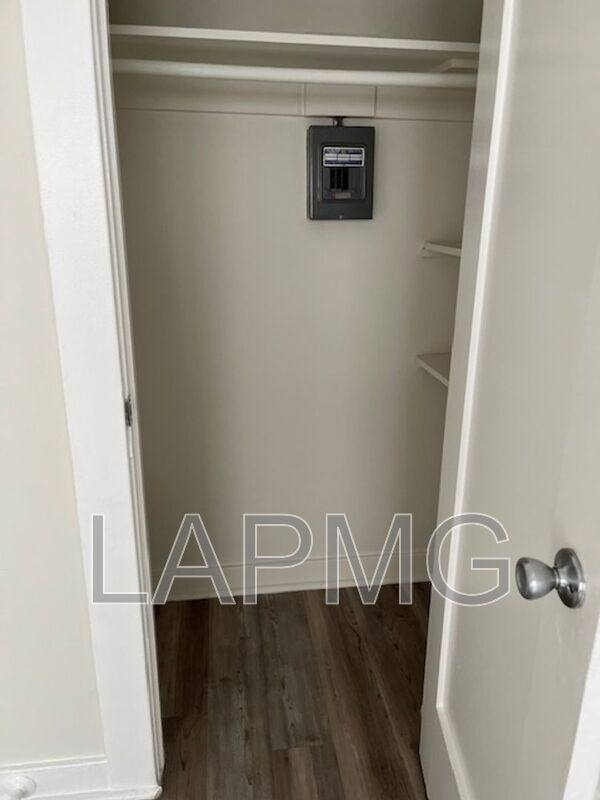 Apartment for rent at 1614 N Kenmore Ave #9, Los Angeles, CA 90027