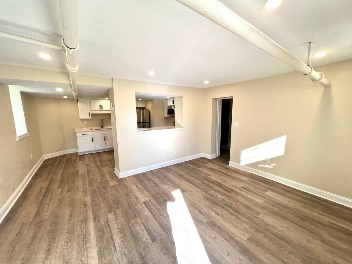 Apartment for rent at 131-133 W Sycamore St, Pittsburgh, PA 15211