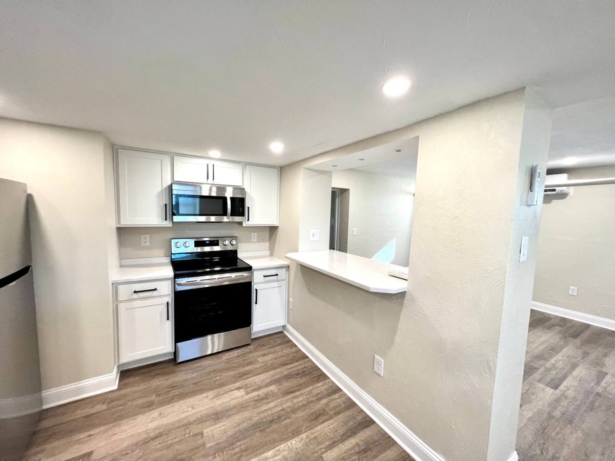 Apartment for rent at 131-133 W Sycamore St, Pittsburgh, PA 15211