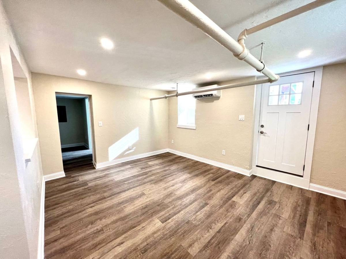 Apartment for rent at 131-133 W Sycamore St, Pittsburgh, PA 15211