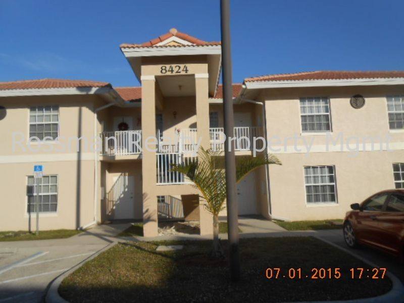 House for rent at 8424 Bernwood Cove Lp, Fort Myers, FL 33966
