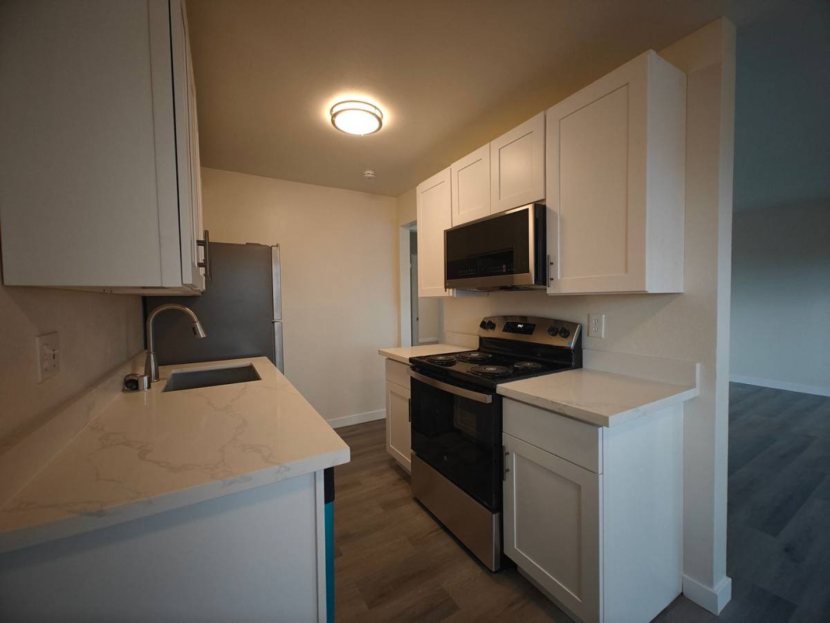 Apartment for rent at 10002 Des Moines Memorial Dr S, Seattle, WA 98168