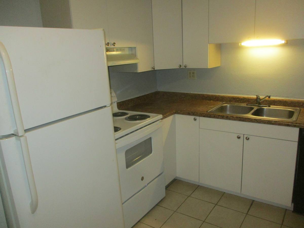 Apartment for rent at 2901 Willow Lane #A6, Zion, IL 60099